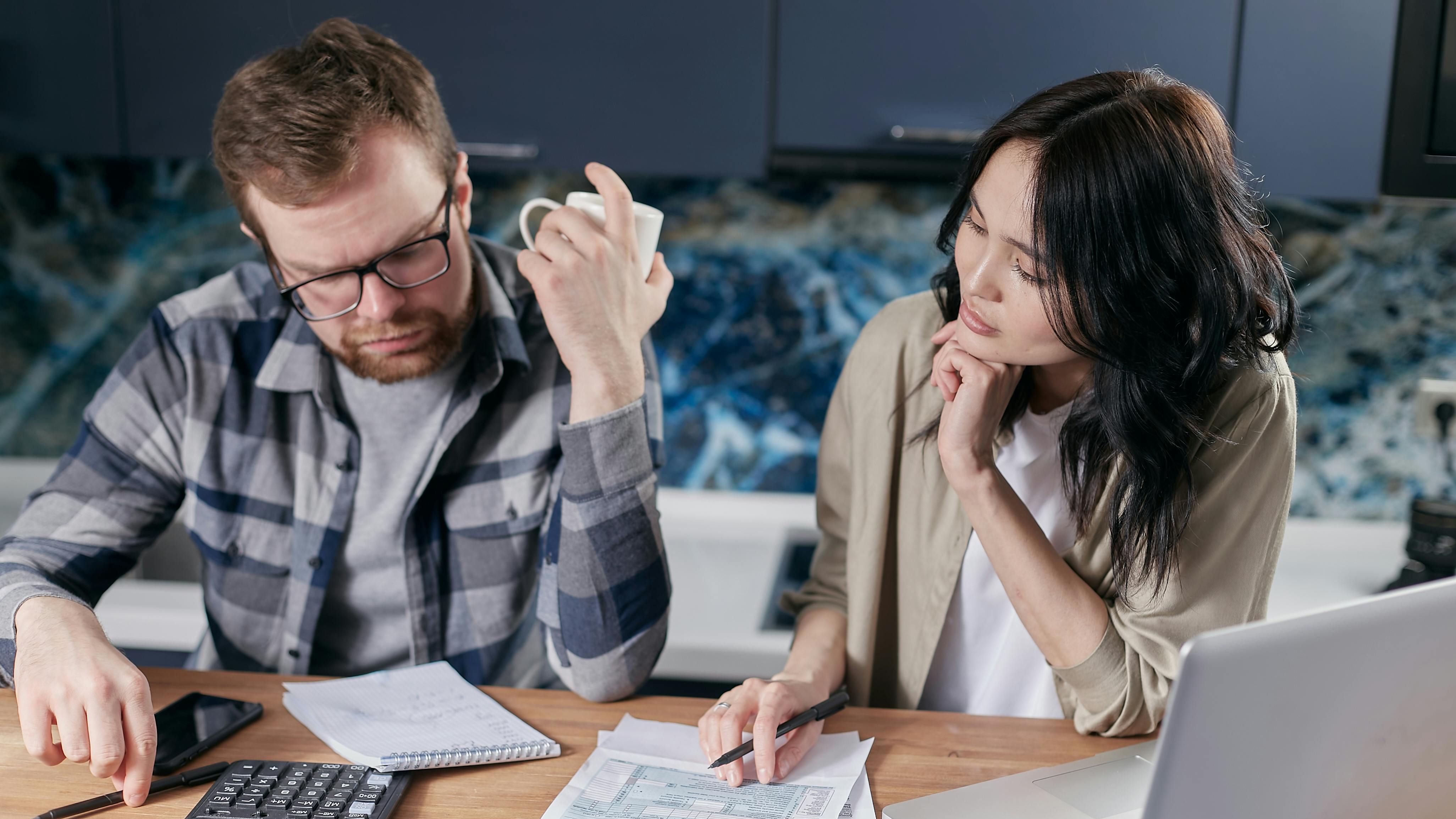 Portada de Blog sobre La Economía del Comportamiento y su Impacto en tus Finanzas: Entendiendo por qué tomas las decisiones que tomas